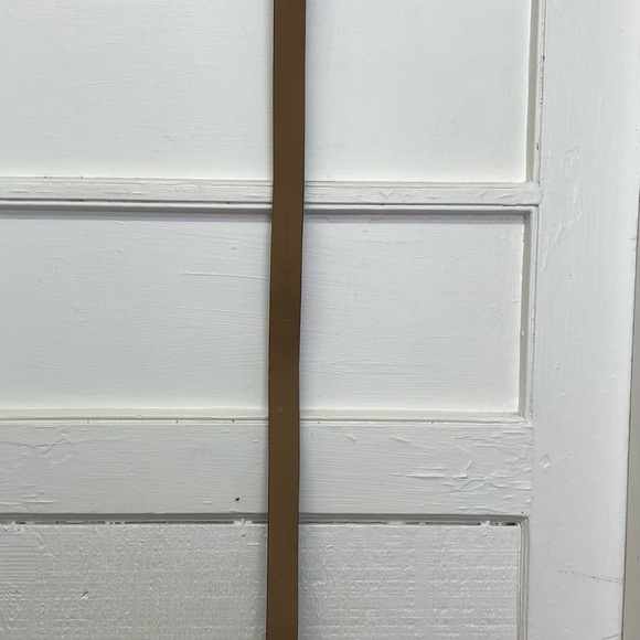 MICHAEL KORS MK LOGO Adjustable women’s belt size medium length 40” width 1.25” - Picture 9 of 11